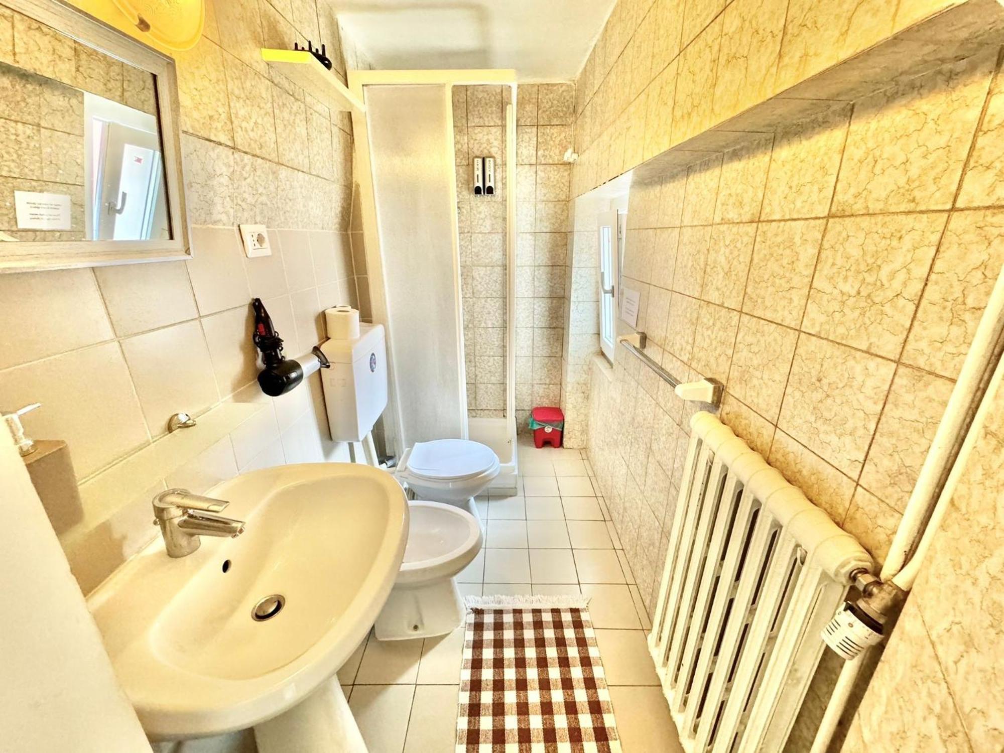 Maison Sarraj Парма Екстериор снимка